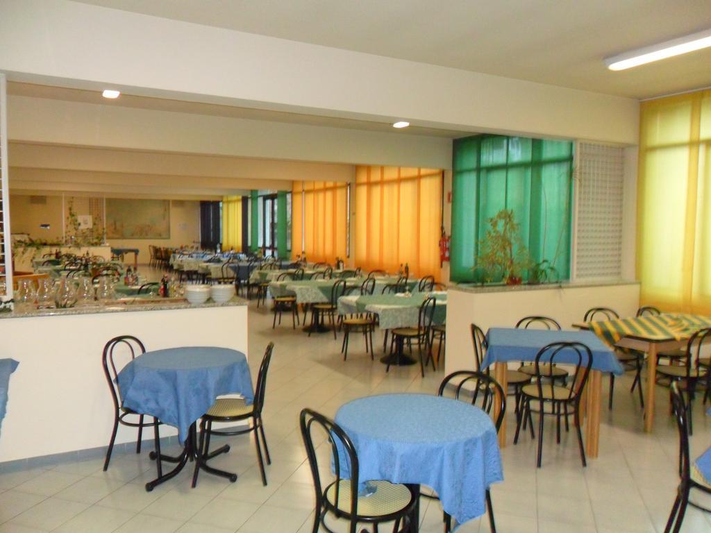 Hotel Ospitalità San Tommaso d'Aquino à Bologne Extérieur photo