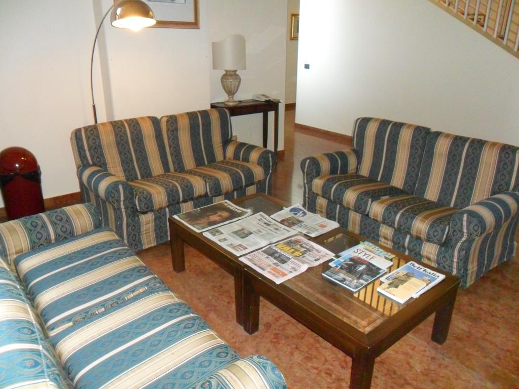 Hotel Ospitalità San Tommaso d'Aquino à Bologne Extérieur photo