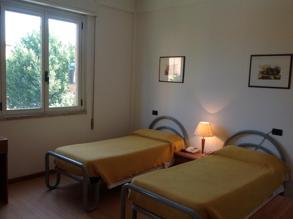 Hotel Ospitalità San Tommaso d'Aquino à Bologne Extérieur photo