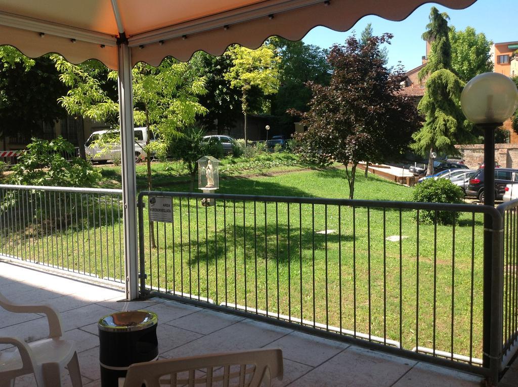 Hotel Ospitalità San Tommaso d'Aquino à Bologne Extérieur photo