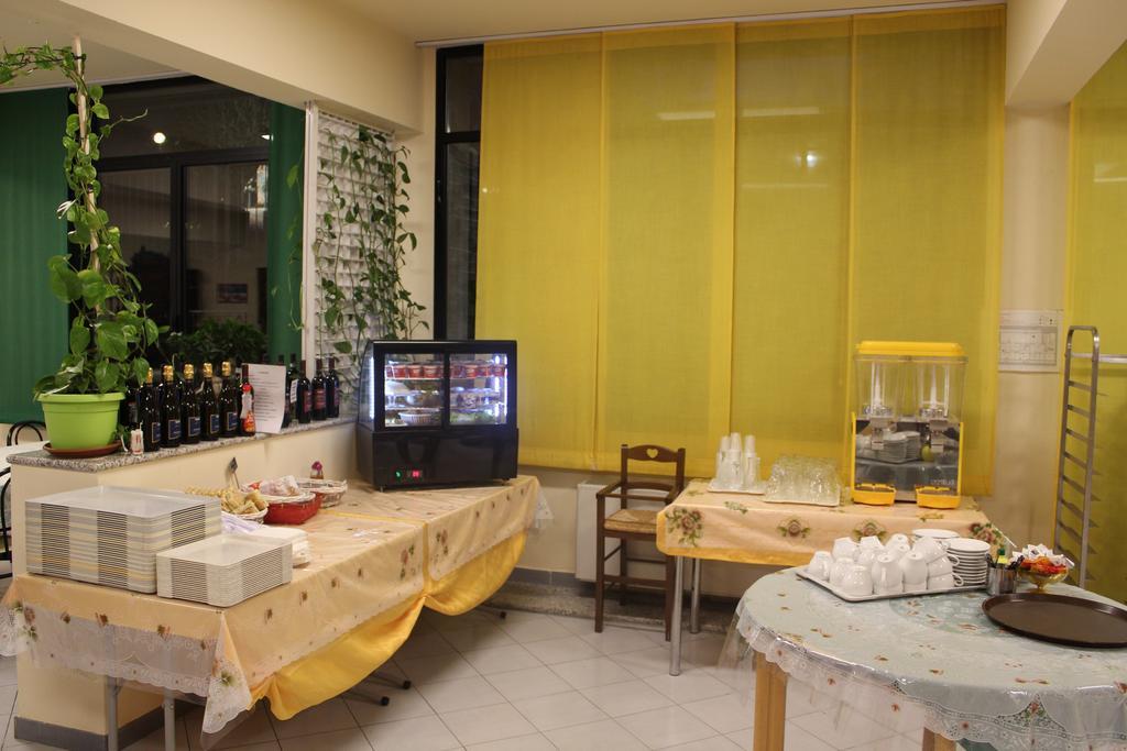 Hotel Ospitalità San Tommaso d'Aquino à Bologne Extérieur photo