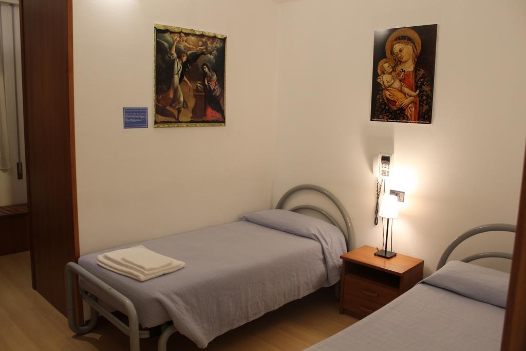 Hotel Ospitalità San Tommaso d'Aquino à Bologne Extérieur photo