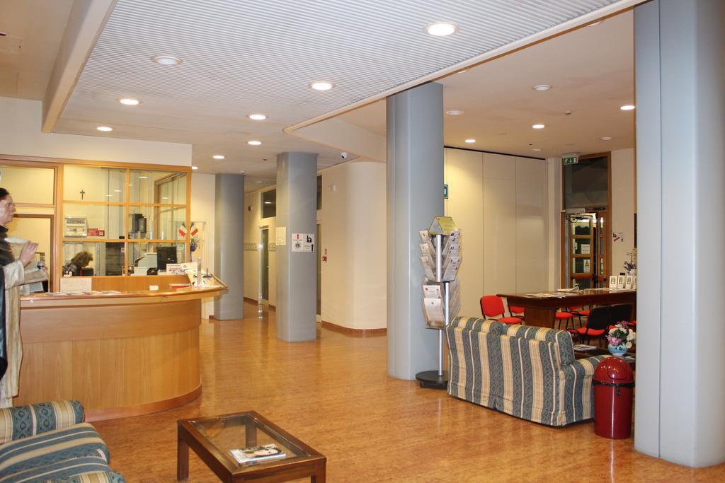 Hotel Ospitalità San Tommaso d'Aquino à Bologne Extérieur photo