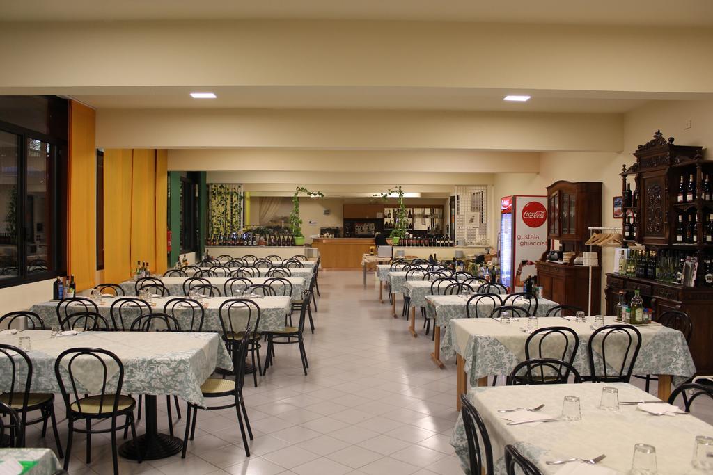 Hotel Ospitalità San Tommaso d'Aquino à Bologne Extérieur photo